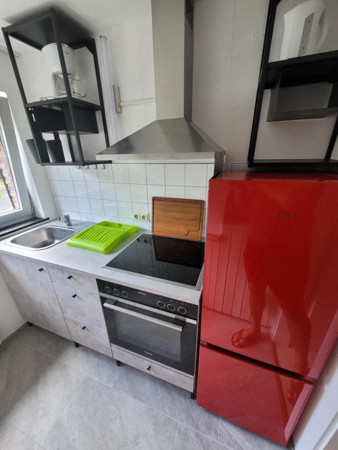 Messezimmer am Thewissenweg Düsseldorf Exterior foto