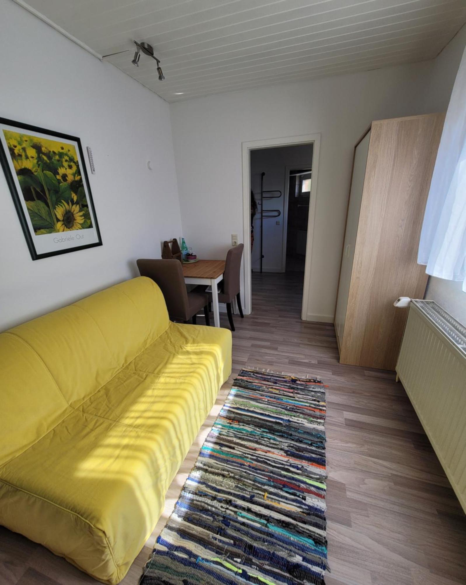 Messezimmer am Thewissenweg Düsseldorf Exterior foto