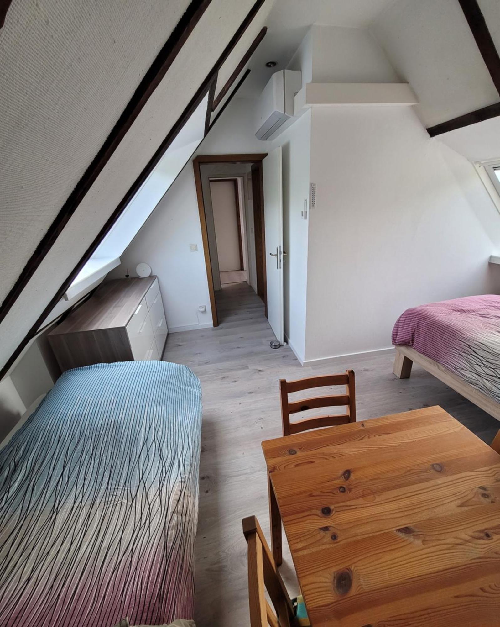 Messezimmer am Thewissenweg Düsseldorf Exterior foto
