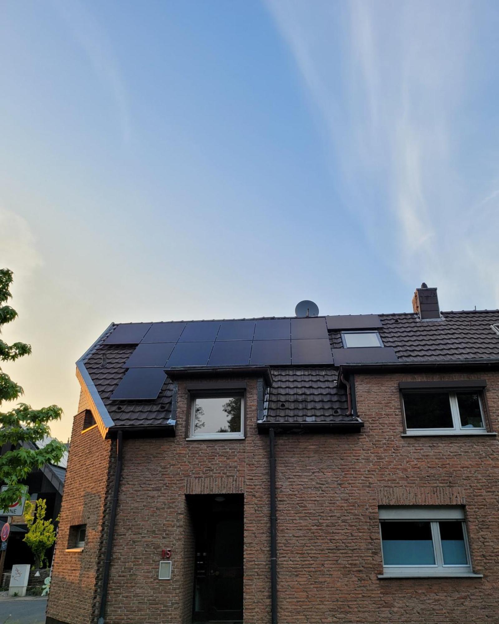 Messezimmer am Thewissenweg Düsseldorf Exterior foto